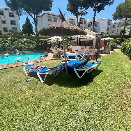 With Beautiful Views In Riviera Del Sol *